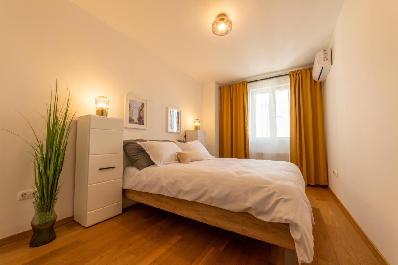 Nobel: Premium Two-Room Apartment In Bucharest'S City Center! Екстер'єр фото