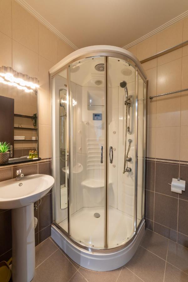 Nobel: Premium Two-Room Apartment In Bucharest'S City Center! Екстер'єр фото